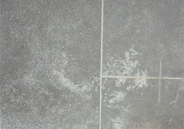Ein chinesischer Schieferboden der vom Verleger als Granitboden eingebaut wurde